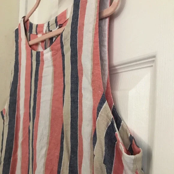 Linen/Cotton Top - Picture 2 of 12